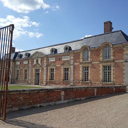 Chateau De La Ferte Saint Aubin Bed & Breakfast Dış mekan fotoğraf